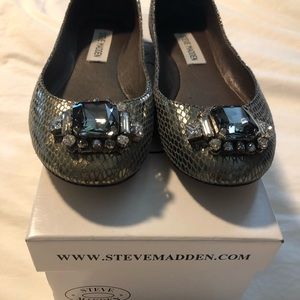 Steve Madden flats
